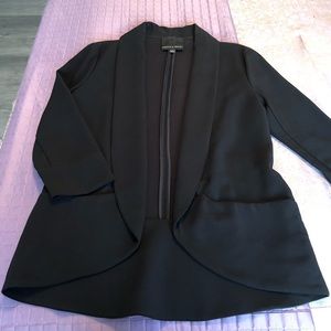 Harlowe & Graham 3/4 length sleeve blazer
